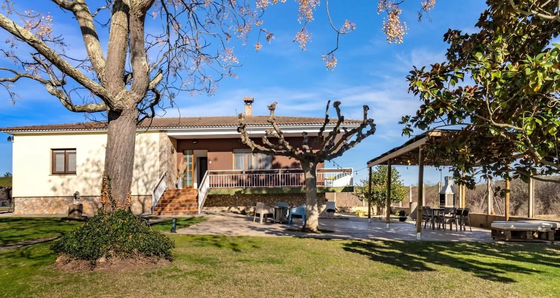 Feriehus Can Pons De Dalt Casa Rural A La Selva Girona Spanien